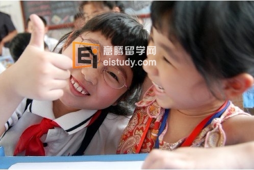 新加坡中小学生
