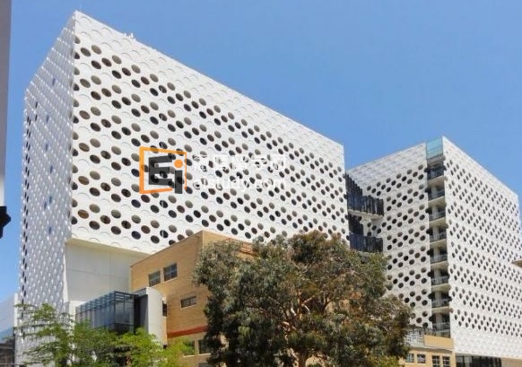 斯威本科技大学