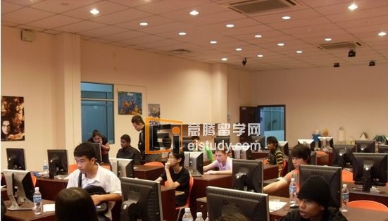 新加坡英华美学院