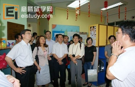 新加坡学校参观