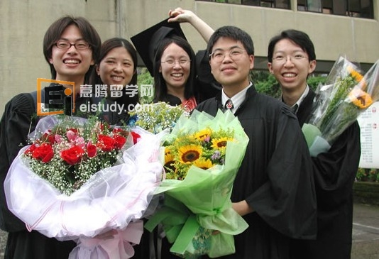 20120719112254364-3 新加坡留学预科