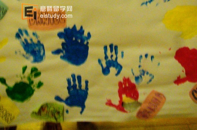 孩子们的巴掌印