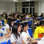 新加坡留学生