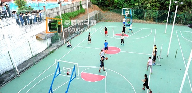 20120910030416916-1 新加坡政府中学预备班