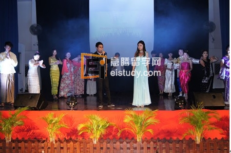 20121128115142702-1 新加坡学校