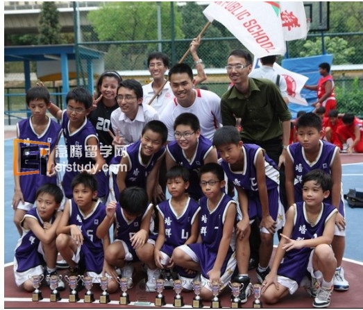 20121210055543123-1 新加坡公立培群学校获奖照