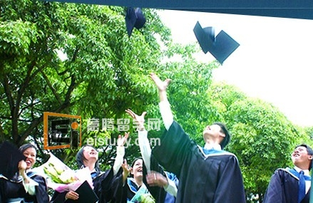 20121228052051948-1 美国留学