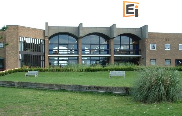英国杜伦大学