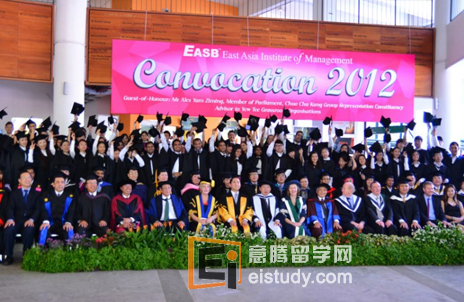 20130128112119800-1 国外毕业场景之新加坡东亚管理学院