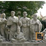 十大历史圣人塑像