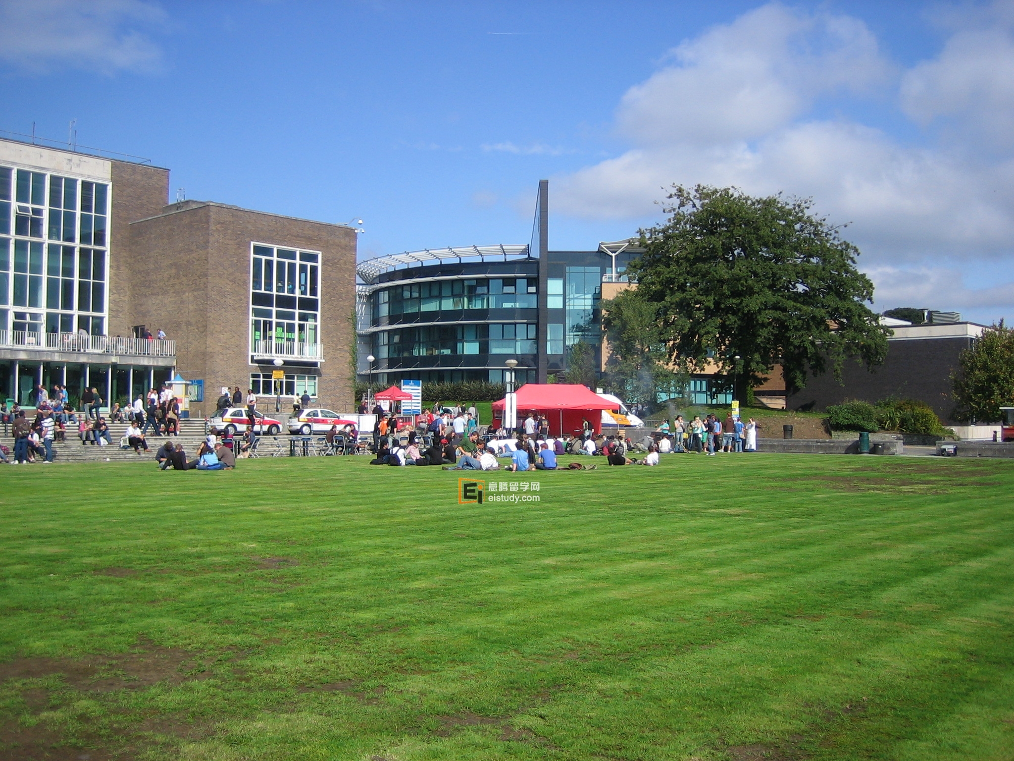 英国斯望西大学