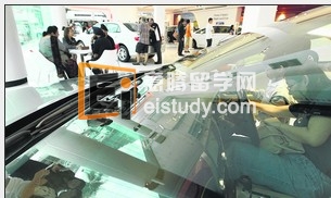 20130318091418649-1 新加坡买车 买家期待拥车证价格下跌