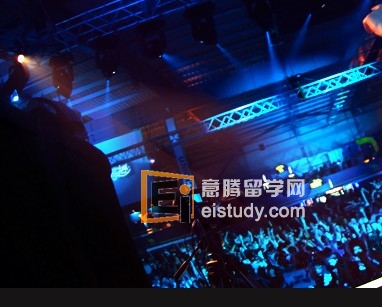 20130523101634502-1 新加坡毕业生起薪有3050新币吗?