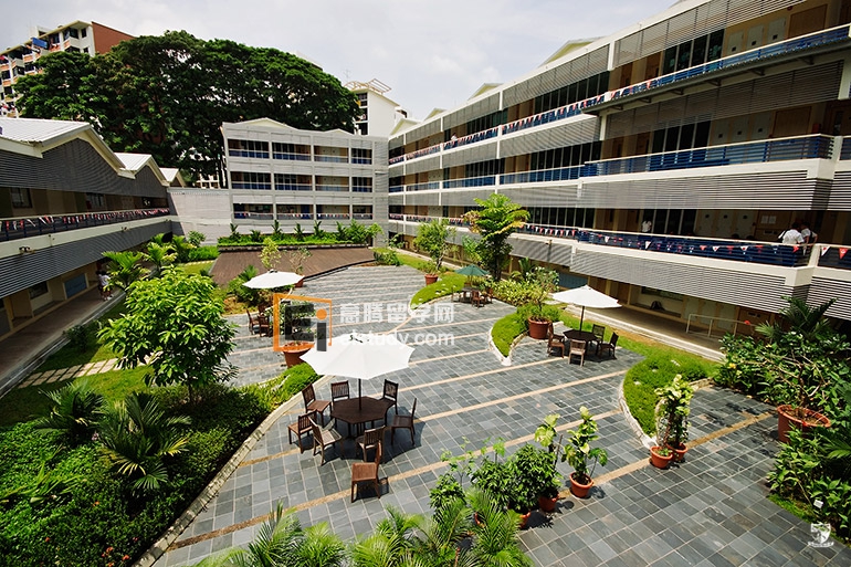 20130531050327696-3 英华国际中学