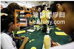 20130609012353295-1 新加坡留学 小学生性格发展很重要