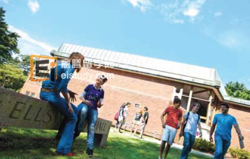 美国大学学位1+3第一年课程信息