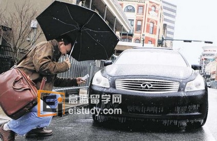 20140130095409493-3 美国天气预报 南部暴风雪袭击