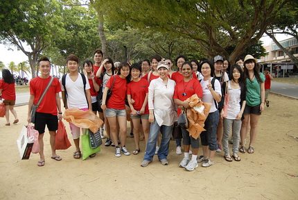 海滩清洁运动集体照片 海滩清洁运动集体照片