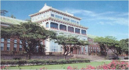新加坡国立大学