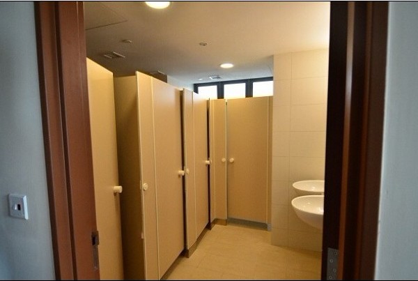 新加坡国立大学