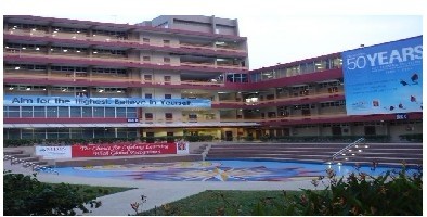 新加坡管理发展学院